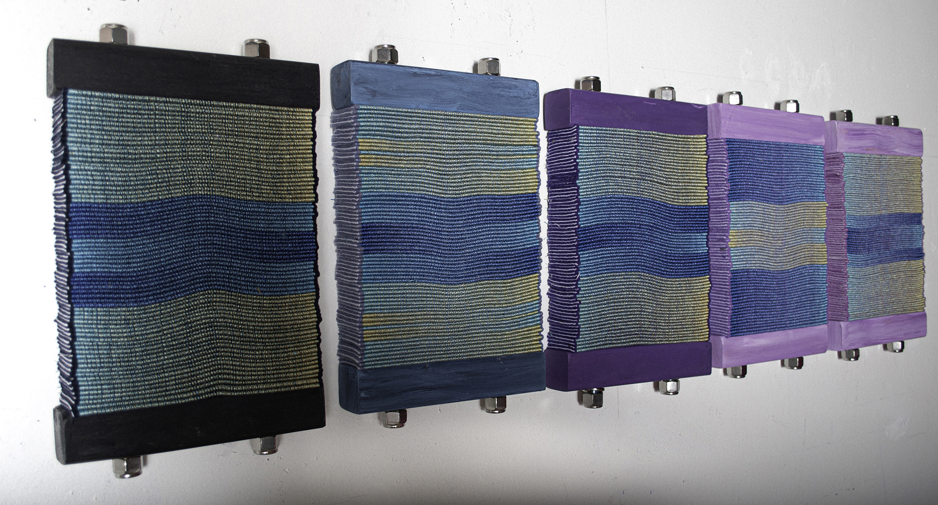 Chromatic Book Blocks, Purple